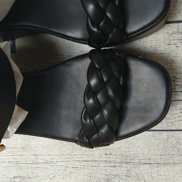 New with Tags, Forever 21 Black Wedge Sandals with Silver Buckles in size 7 - Picture 4 of 11